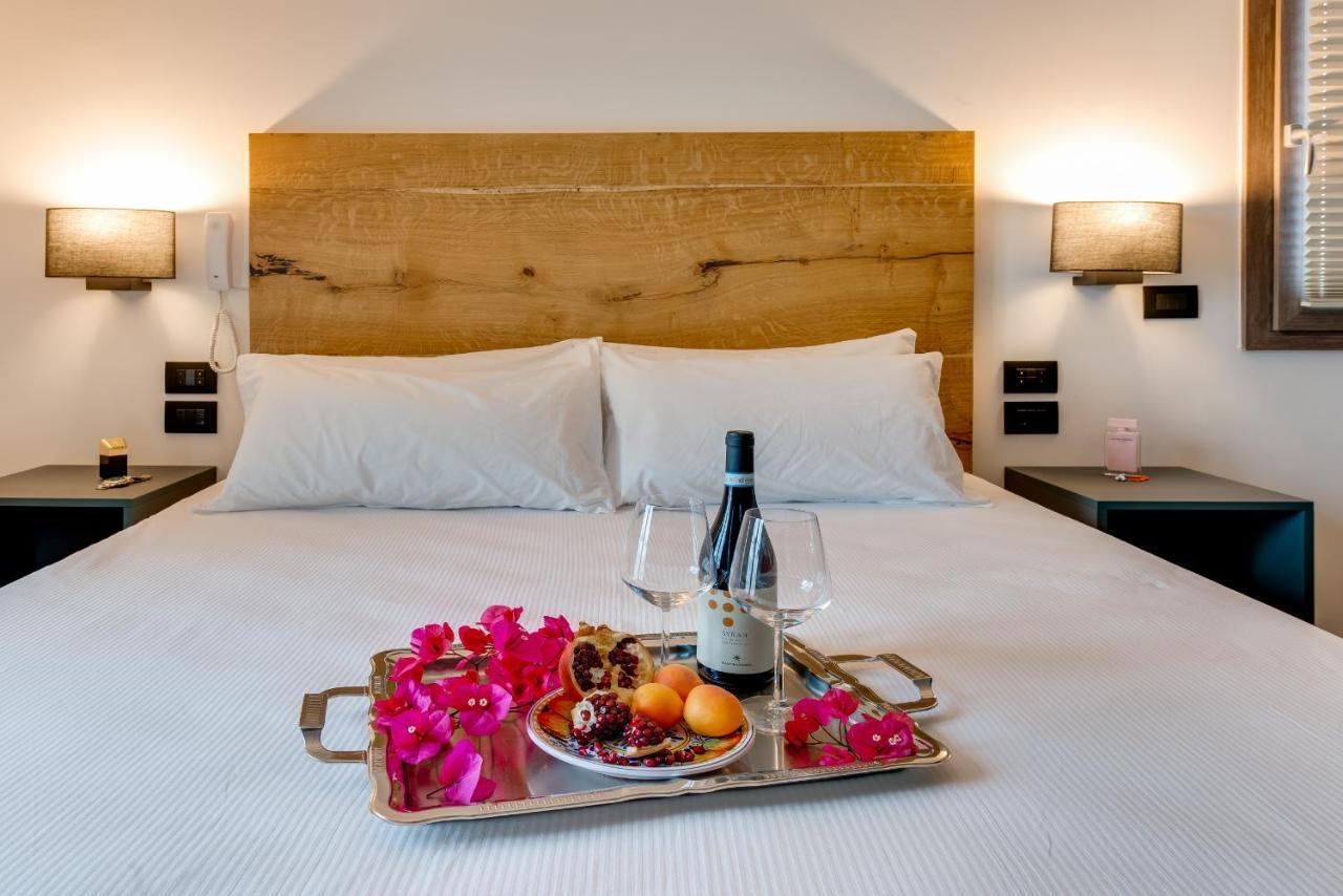 Roccaregina Hotel Шакка Экстерьер фото