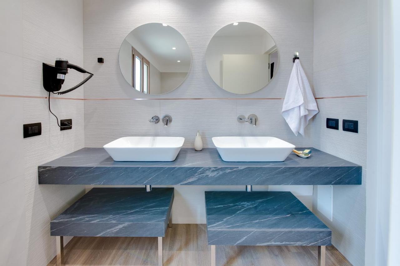 Roccaregina Hotel Шакка Экстерьер фото