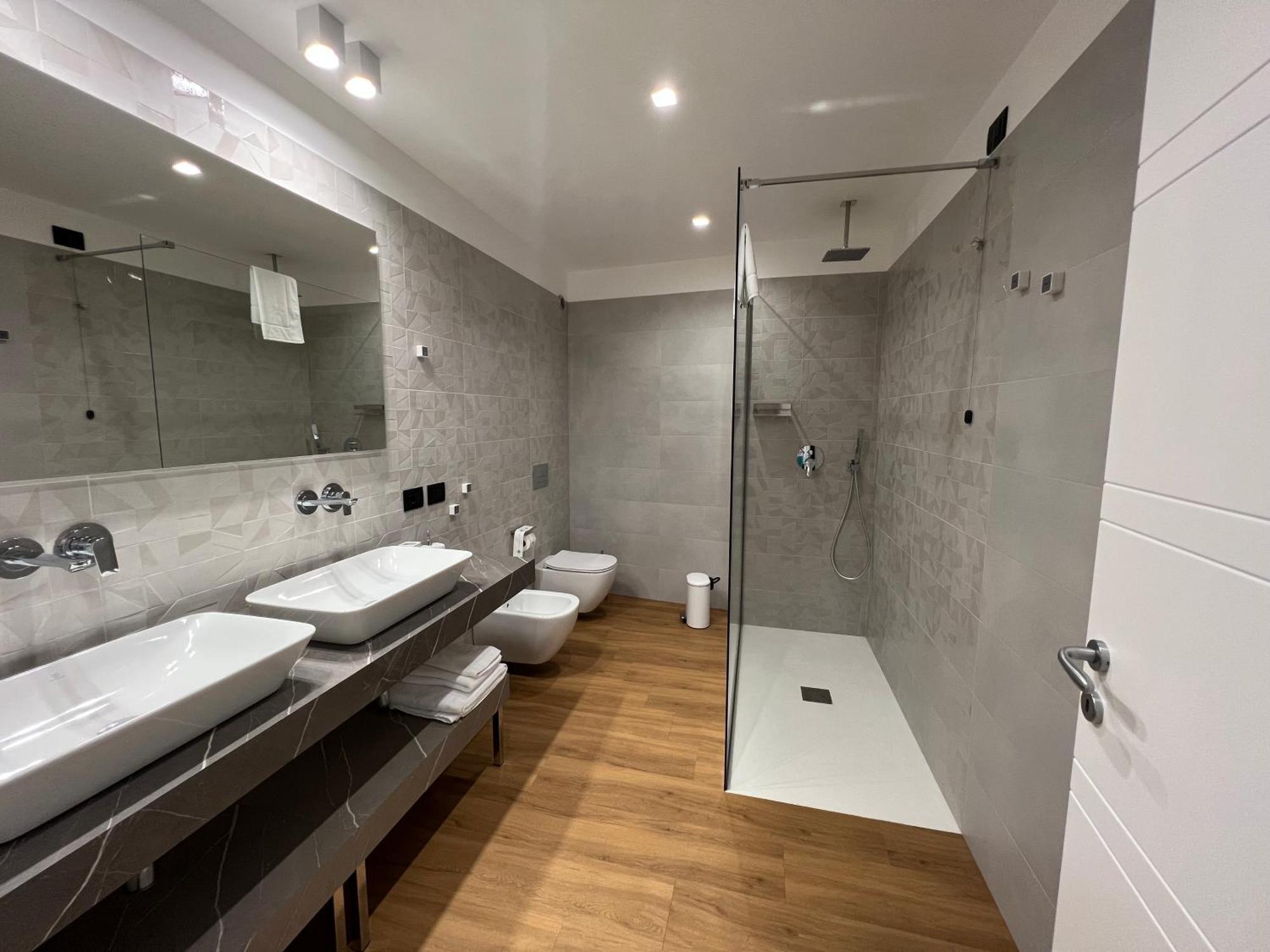 Roccaregina Hotel Шакка Экстерьер фото